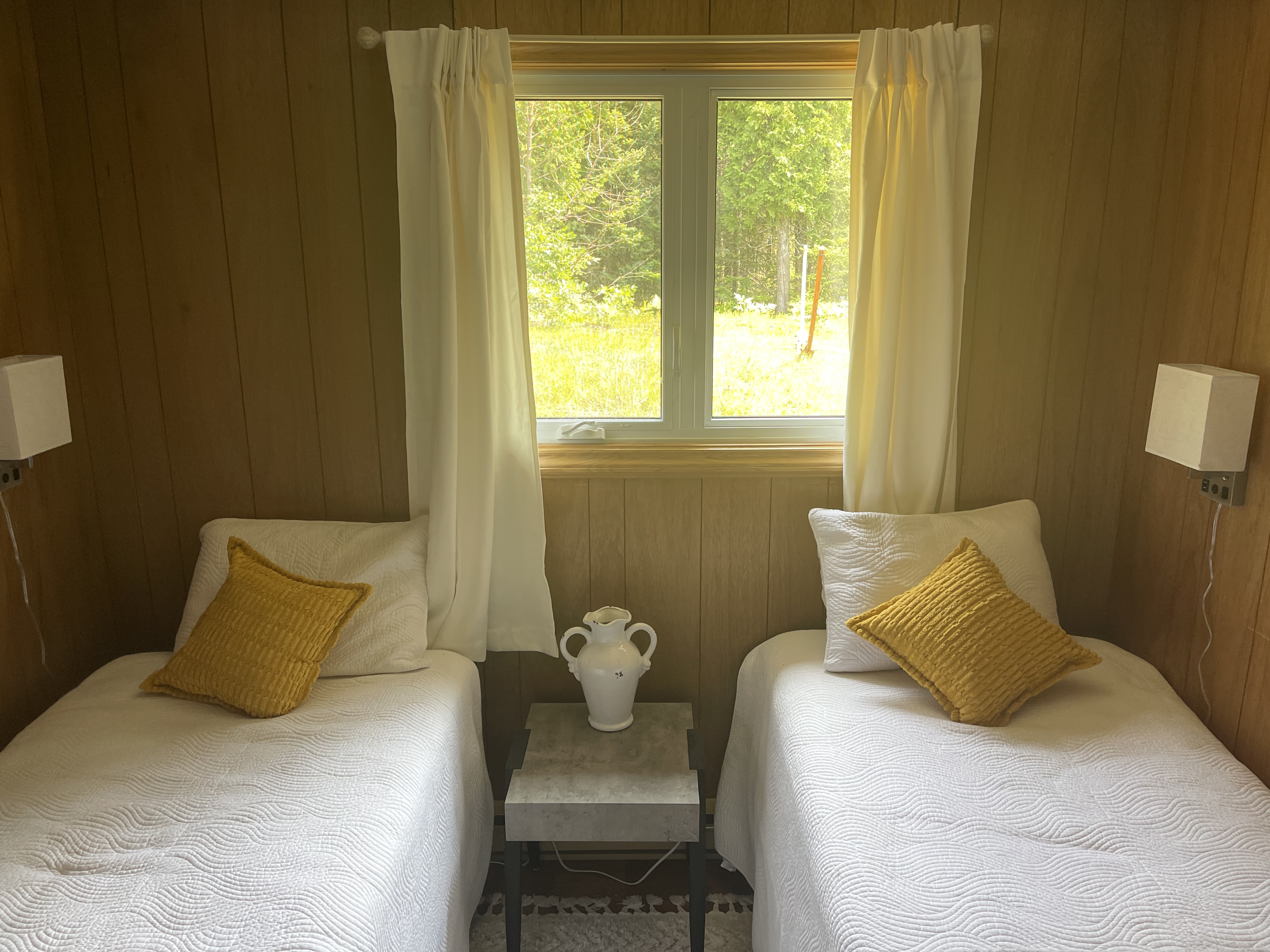 the image 53xj9550r0.jpeg set by the CMS